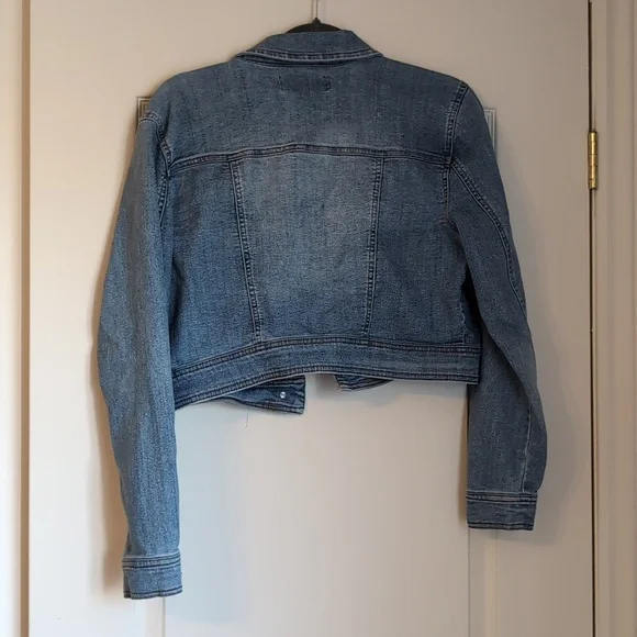 Jean jacket - Picture 2 of 6